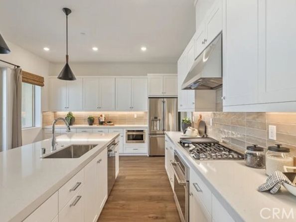 915 Walnut Terrace, Montebello CA 90640