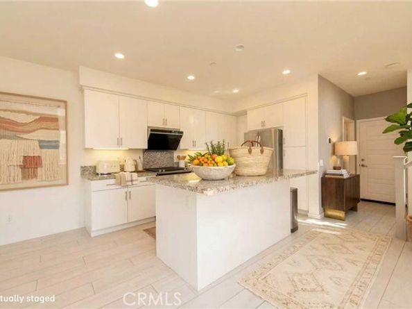192 Finch, Lake Forest (el Toro) CA 92630