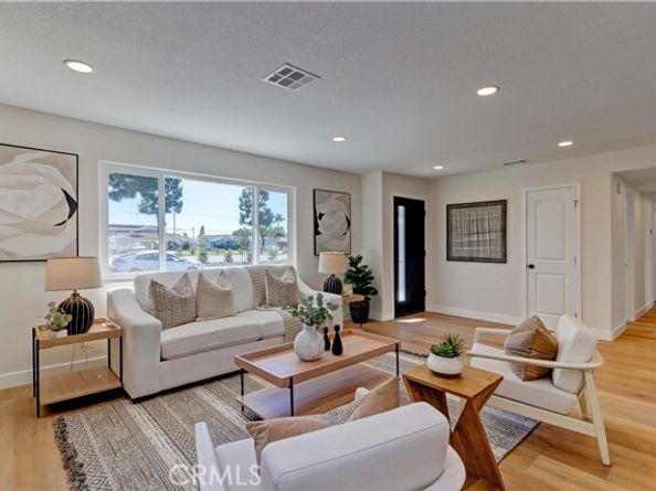 6801 chapman ave, Garden Grove CA 92845