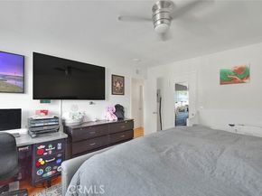 735 James Street, Costa Mesa CA 92627