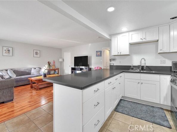 735 James Street, Costa Mesa CA 92627
