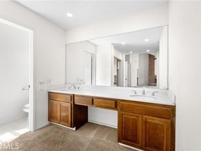 25496 Coral Wood Street, Lake Forest (el Toro) CA 92630