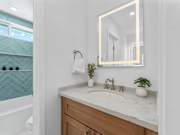 4654 Lisann Street, San Diego CA 92117