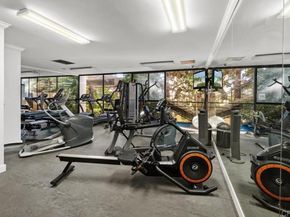 2500 Torrey Pines Rd 201, La Jolla (san Diego) CA 92037