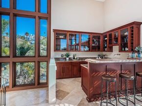 2362 Edgehill Road, Vista CA 92084