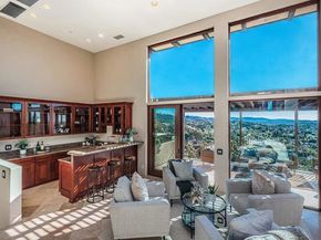 2362 Edgehill Road, Vista CA 92084