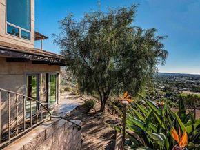 2362 Edgehill Road, Vista CA 92084