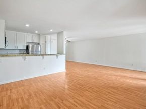 2251 Altisma Way 202, Carlsbad CA 92009