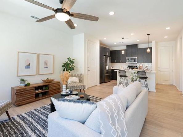 1185 Via Lucero, Oceanside CA 92056