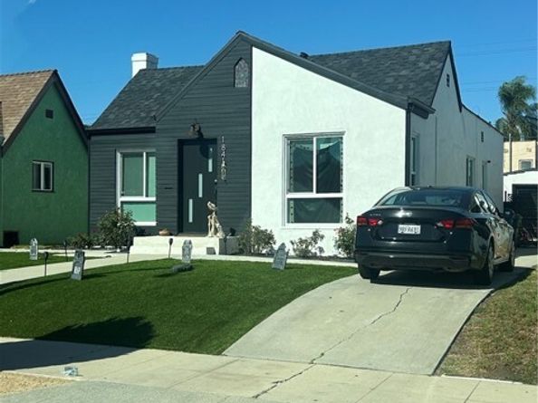 1841 W 70th, Los Angeles CA 90047