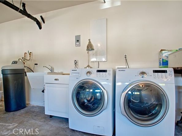 2720 Carnegie Lane, Redondo Beach CA 90278