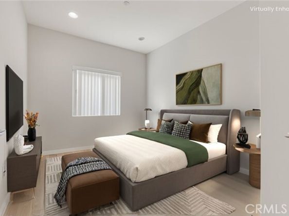 4821 Bakman 201, North Hollywood (los Angeles) CA 91601