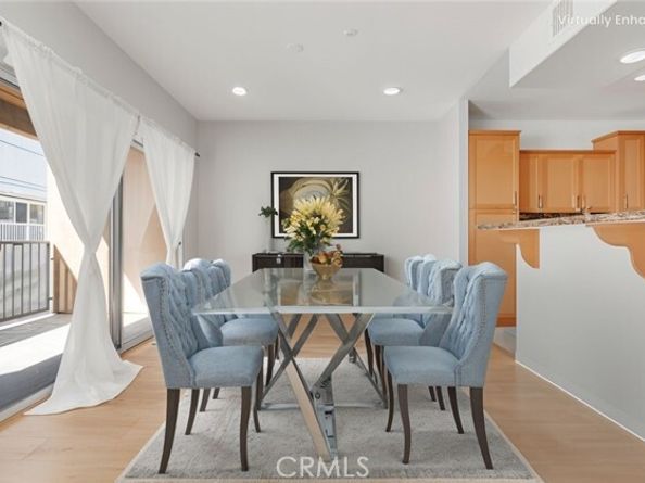 4821 Bakman 201, North Hollywood (los Angeles) CA 91601