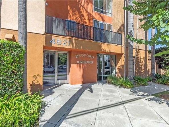 4821 Bakman 201, North Hollywood (los Angeles) CA 91601