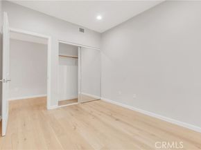 4821 Bakman 201, North Hollywood (los Angeles) CA 91601