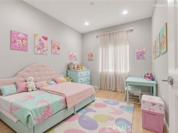 4821 Bakman 201, North Hollywood (los Angeles) CA 91601