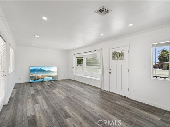 17043 Celtic Street, Granada Hills (los Angeles) CA 91344