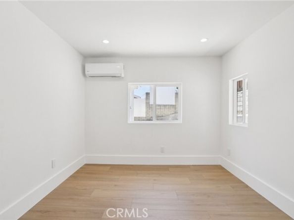 17043 Celtic Street, Granada Hills (los Angeles) CA 91344