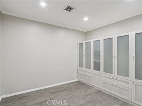 17043 Celtic Street, Granada Hills (los Angeles) CA 91344