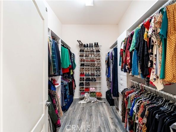 5206 Topeka Drive, Tarzana (los Angeles) CA 91356