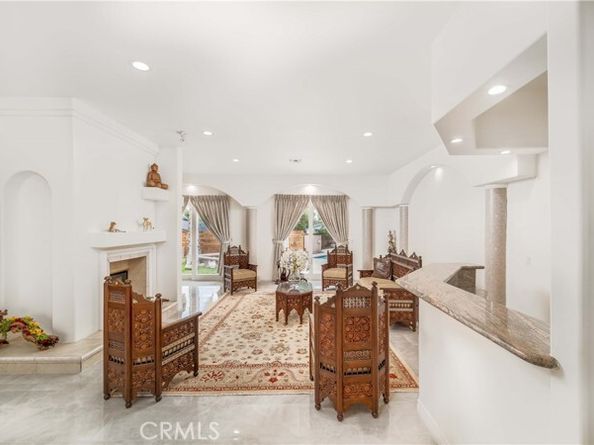 5206 Topeka Drive, Tarzana (los Angeles) CA 91356