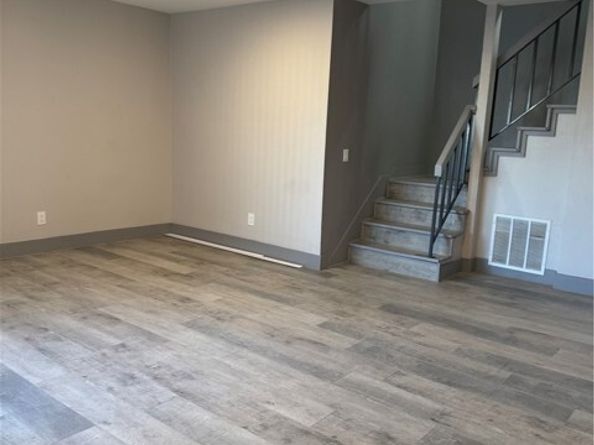 7445 Laurelgrove Avenue 2, North Hollywood (los Angeles) CA 91605