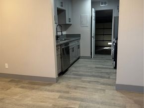 7445 Laurelgrove Avenue 2, North Hollywood (los Angeles) CA 91605