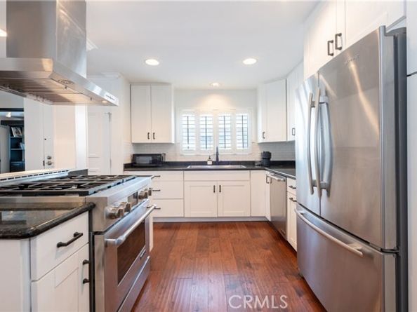 4370 Troost Avenue 201, Studio City (los Angeles) CA 91604