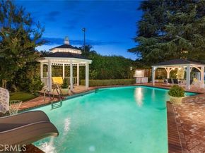8536 Oak Park Avenue, Northridge (los Angeles) CA 91325