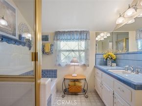8536 Oak Park Avenue, Northridge (los Angeles) CA 91325