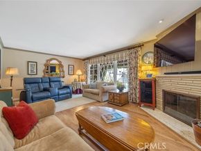 8536 Oak Park Avenue, Northridge (los Angeles) CA 91325