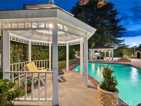 8536 Oak Park Avenue, Northridge (los Angeles) CA 91325