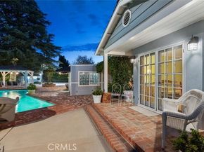 8536 Oak Park Avenue, Northridge (los Angeles) CA 91325