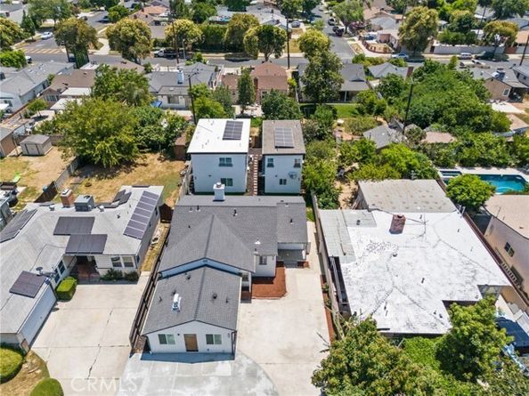 18656 Runnymede Street, Reseda (los Angeles) CA 91335