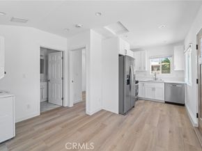 18656 Runnymede Street, Reseda (los Angeles) CA 91335