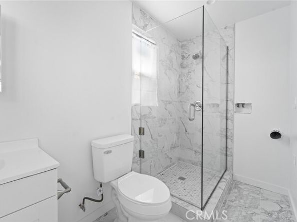 18656 Runnymede Street, Reseda (los Angeles) CA 91335