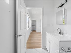 18656 Runnymede Street, Reseda (los Angeles) CA 91335