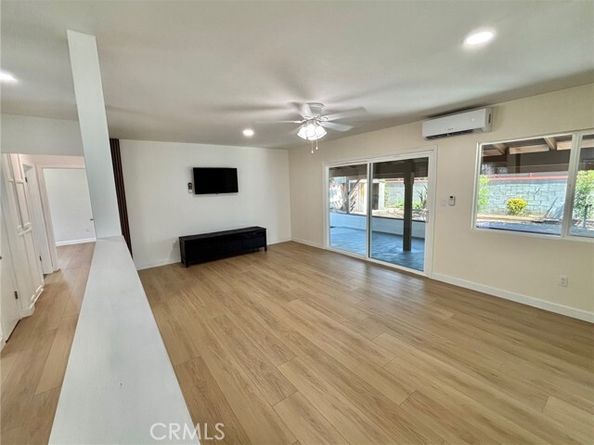 9106 Lev Avenue, Arleta (los Angeles) CA 91331