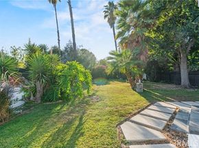 5907 Oakdale Avenue, Woodland Hills (los Angeles) CA 91367