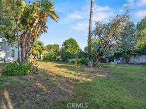 5907 Oakdale Avenue, Woodland Hills (los Angeles) CA 91367