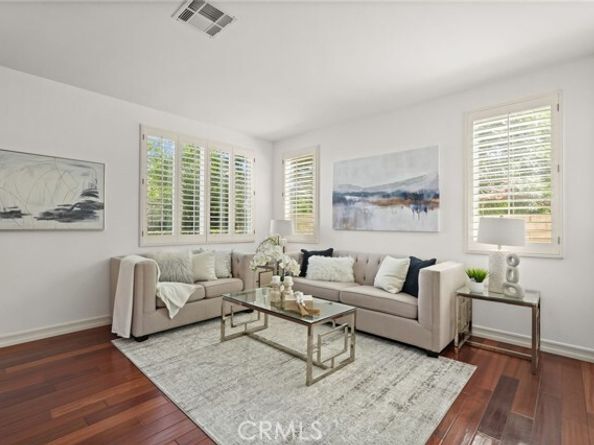 22601 Gault Street, West Hills (los Angeles) CA 91307