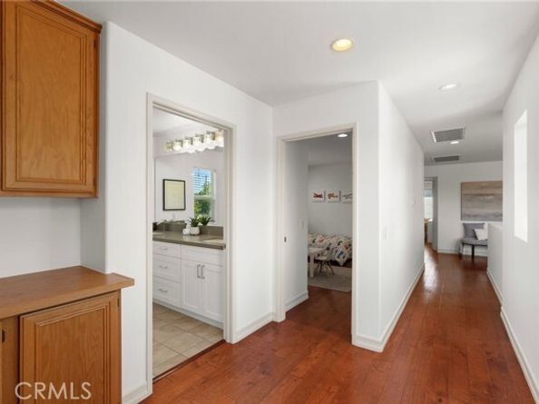 22601 Gault Street, West Hills (los Angeles) CA 91307