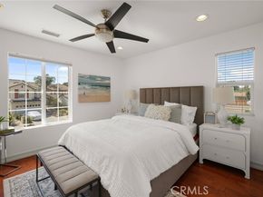 22601 Gault Street, West Hills (los Angeles) CA 91307