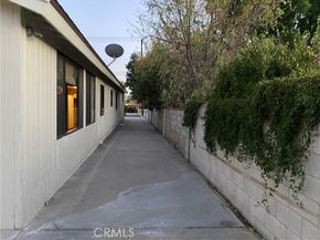 18219 Rayen Street, Northridge (los Angeles) CA 91325