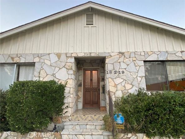 18219 Rayen Street, Northridge (los Angeles) CA 91325
