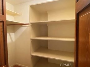 18219 Rayen Street, Northridge (los Angeles) CA 91325