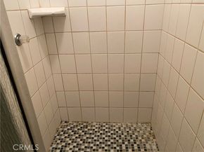 18219 Rayen Street, Northridge (los Angeles) CA 91325