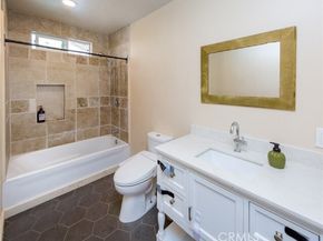 14758 Lakeside Street, Sylmar (los Angeles) CA 91342