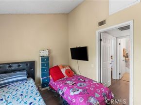 9600 Van Nuys Boulevard 220, Panorama City (los Angeles) CA 91402