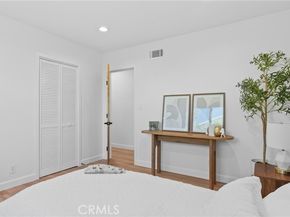 19377 Halsted Street, Northridge (los Angeles) CA 91324